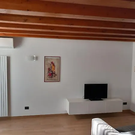 Apartament Tra Antico E Moderno *