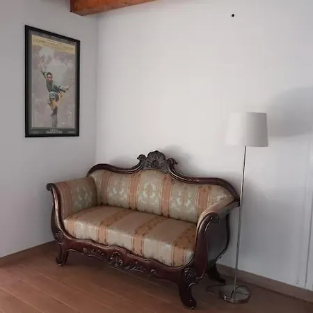 Tra Antico E Moderno Apartment