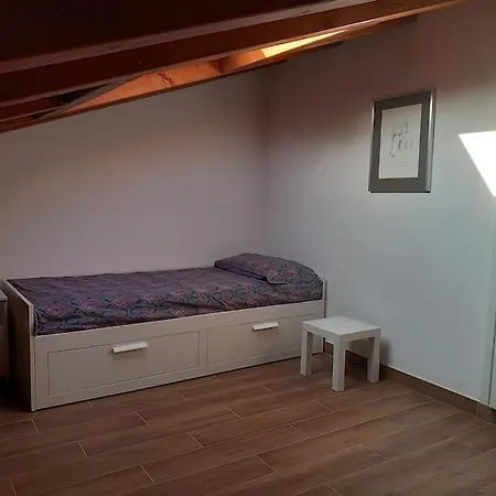 Apartment Tra Antico E Moderno